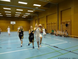 20121130_BasketFlames_Damen3-WAT3ak-20121130_192004